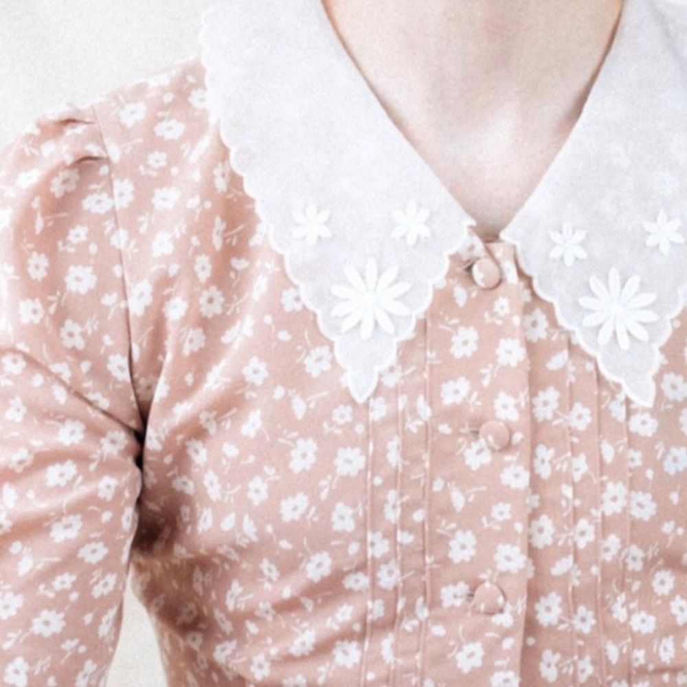 true vintage 1960s floral blouse